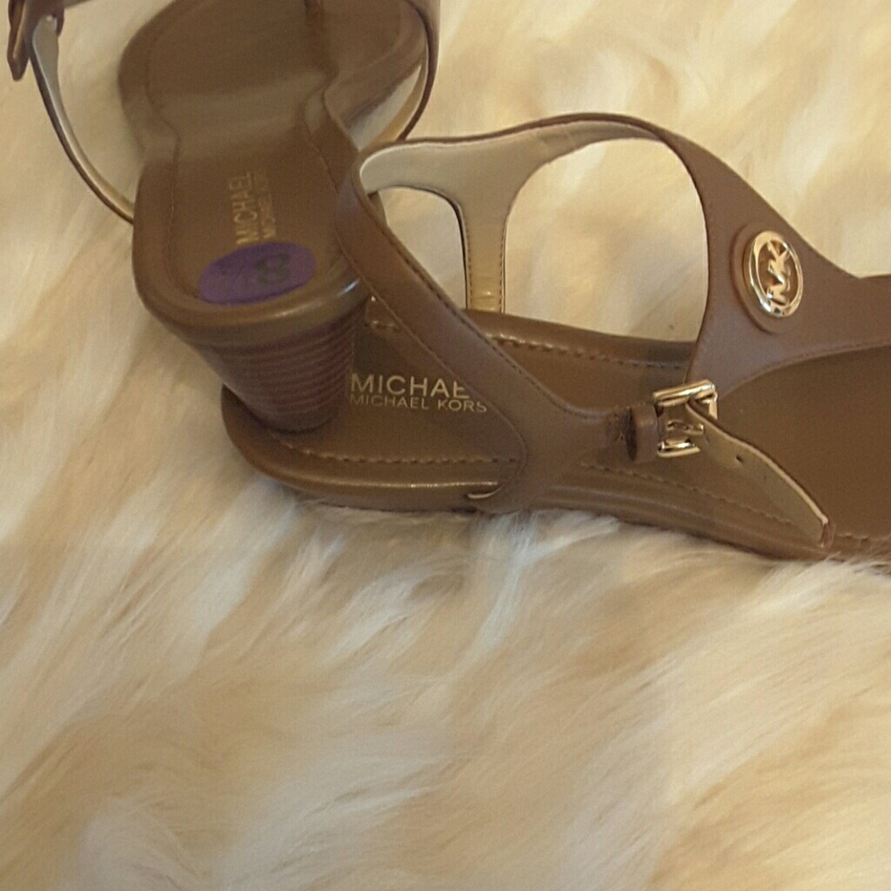 Michael kors flat sandals with heel - Picture 2 of 8